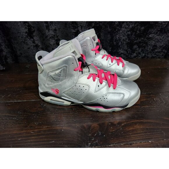 Nike Air Jordan 6 Retro GG Valentine’s Day Silver Pink/Sz. 7Y (8.5 Womens) - Picture 3 of 9